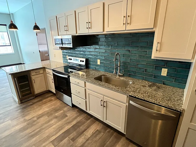 Addis Building Loft Apartments in Downtown Syracuse — Photo 16