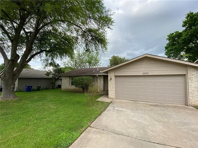 6903 Skynook Dr — Photo 24