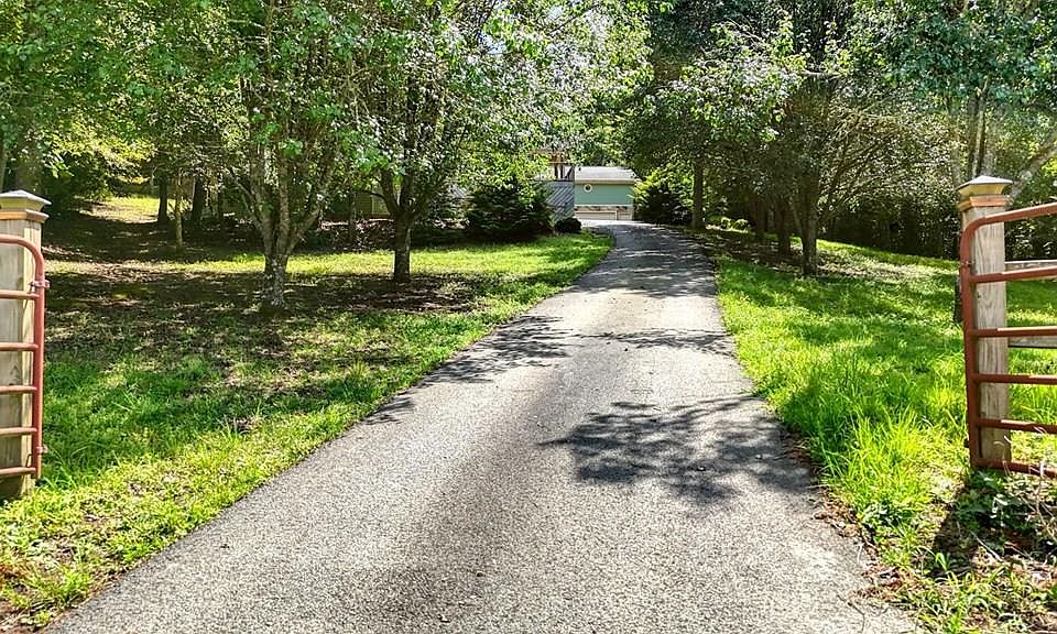 1st image of 1048 Hawksclaw Rd