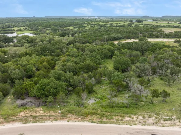 1027 Cedar Hill Dr, Nemo, TX 76070