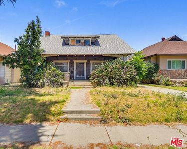 1247 W 49th St, Los Angeles, CA, 90037