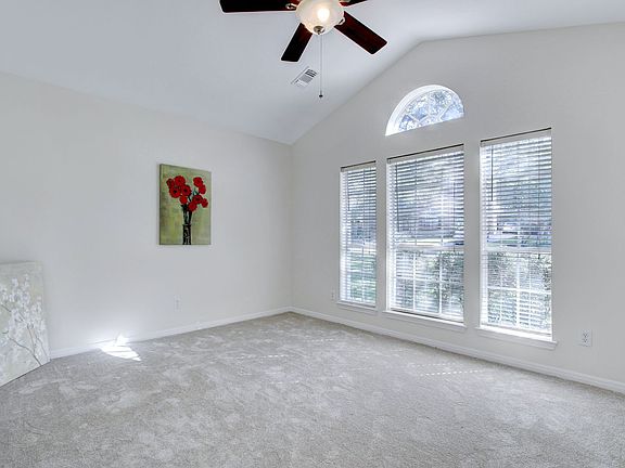 4th image of 10457 Trailway Oak