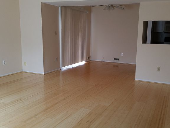 4th image of 116 Almond Dr