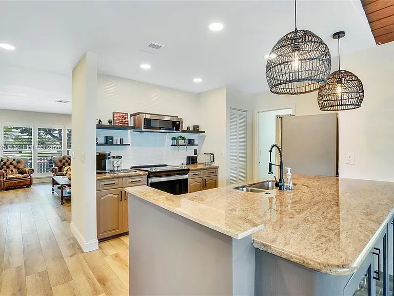 1315 Gallinule Dr — Photo 17