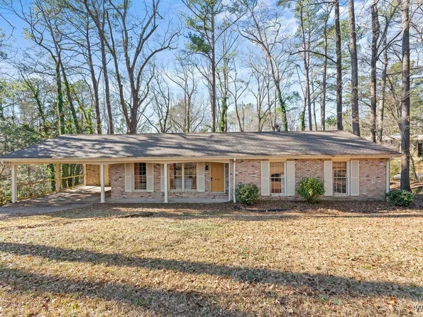 4606 Overlake Cir, Northport, AL 35473