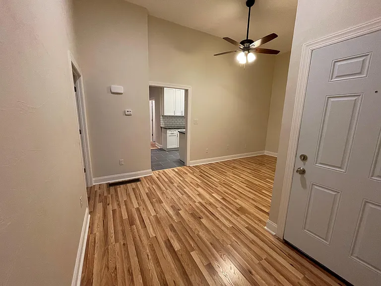 4028 Liberty Ave #2 — Photo 10
