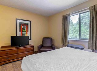 530 Woods Lake Rd #Studioa, Greenville, SC 29607