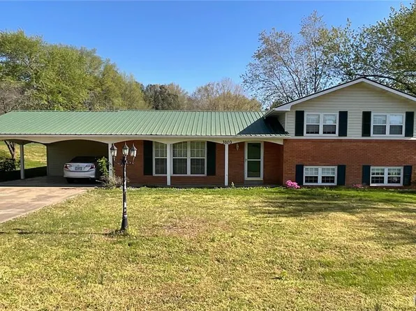 3103 Bloomfield Rd, Cape Girardeau, MO 63703