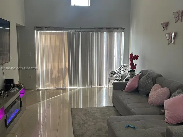 6280 NW 186th St, Hialeah, FL