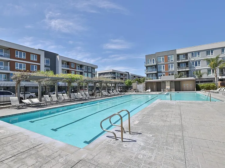 5925 Charlotte Dr #204 — Photo 29