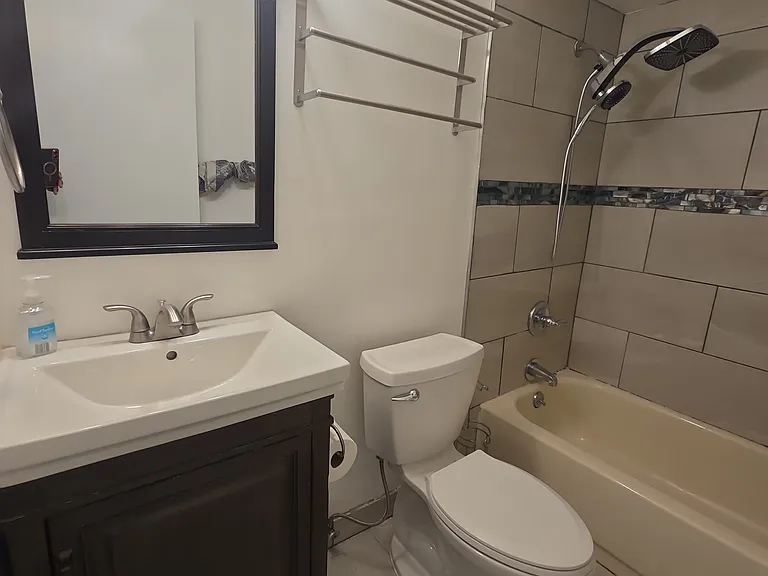20913 Universal Ave — Photo 6