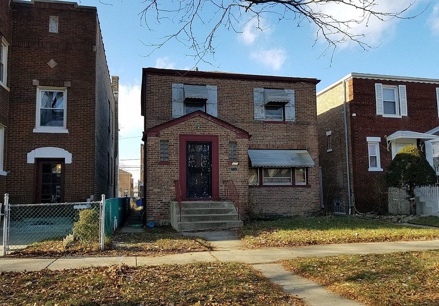 1st image of 10234 S Eberhart Ave