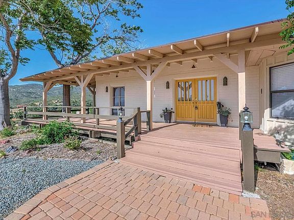 2nd image of 32730 Camino Ortega