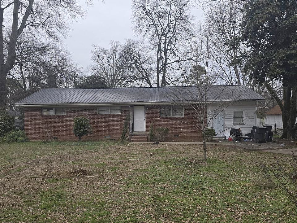 1st image of 122 Cobb St