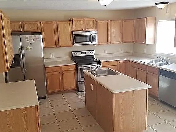 2nd image of 34 Andora Ct