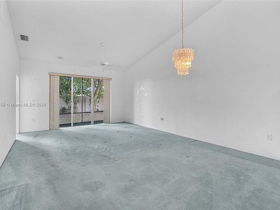 5th image of 7700 S Aragon Blvd Unit 1
