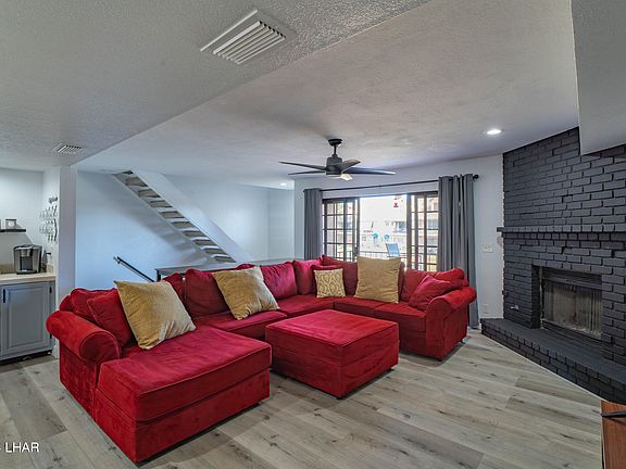 3rd image of 1566 Palace Way Unit 44