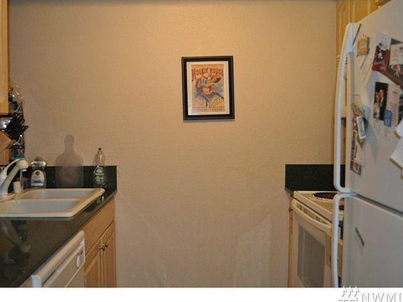 4th image of 15433 Country Club Dr Unit G204
