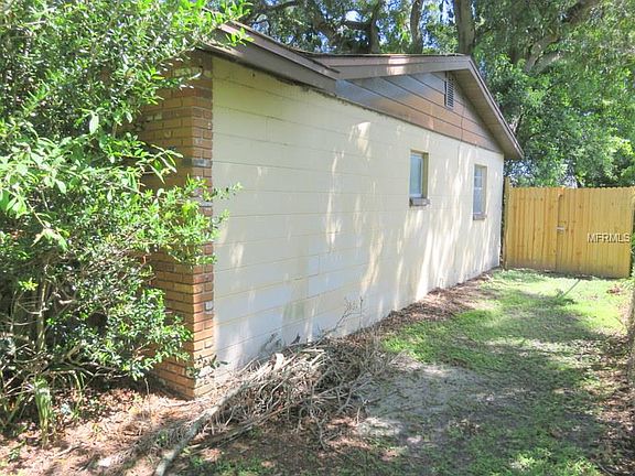 3rd image of 7903 N Woodlynne Ave