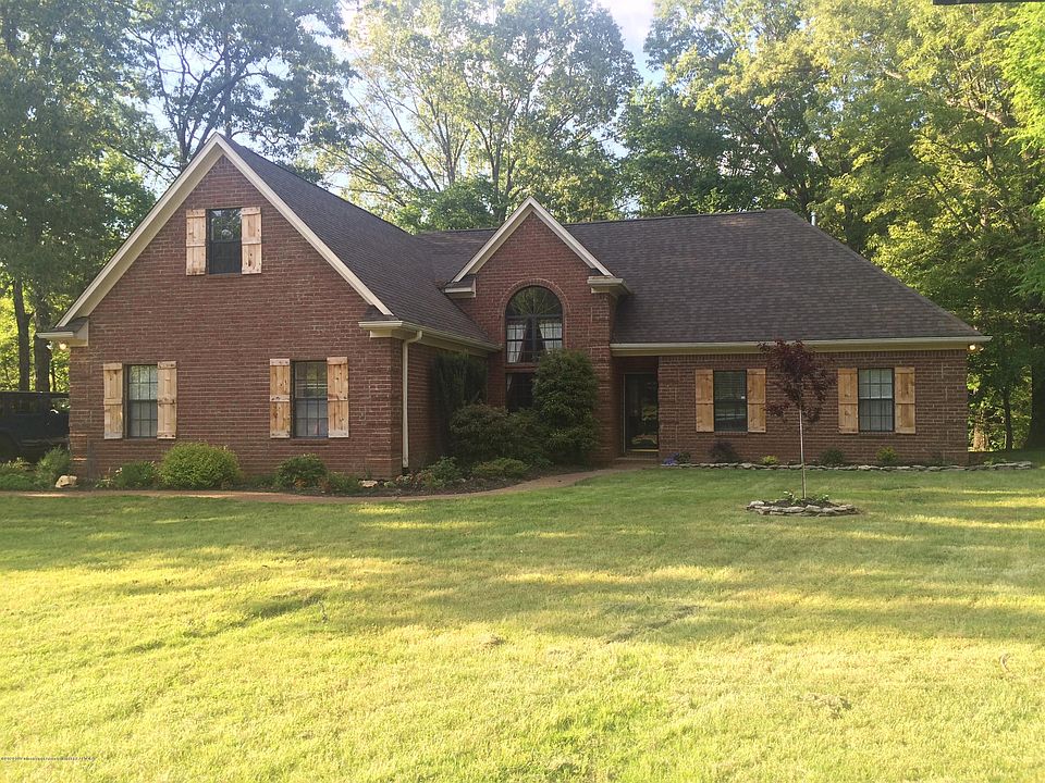 1st image of 2484 Oak Woods Dr E