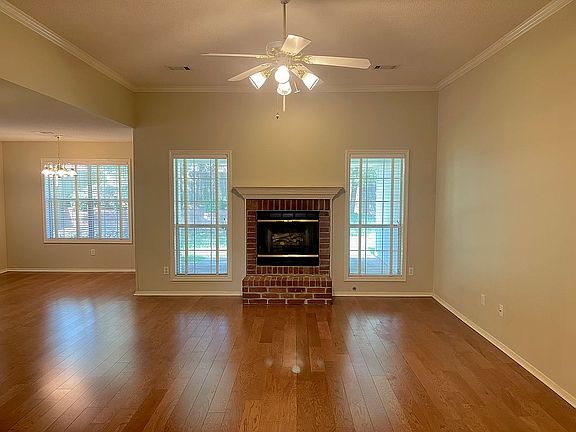 4th image of 5517 Hedwig Way