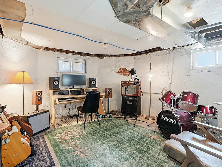 9000 Monaco St #8 — Photo 124