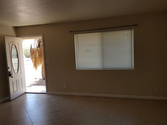 3rd image of 838 Chalon Dr