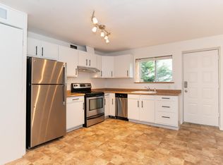 10242 32nd Ave SW UNIT B, Seattle, WA 98146