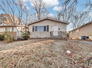10252 Count Dr, Saint Louis, MO 63136