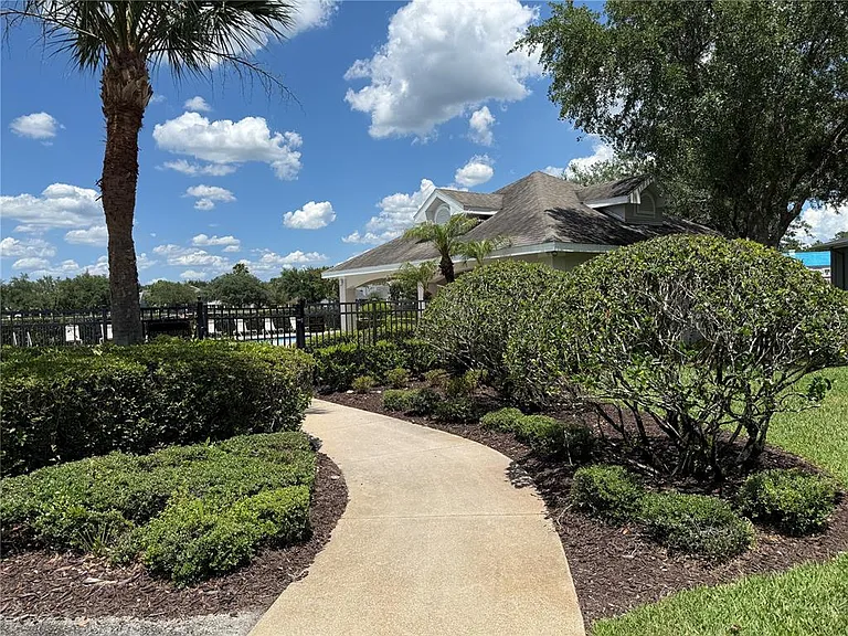 3307 Morelyn Crest Cir — Photo 37