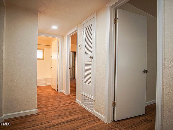 3rd image of 6155 Cleveland Ave #El