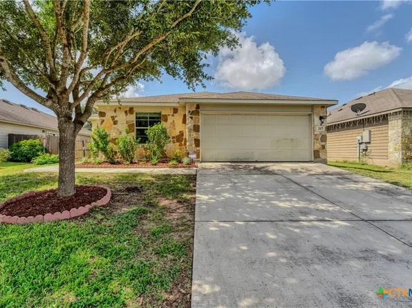 317 Chisholm Trl, Seguin, TX 78155