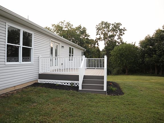 5th image of 100 Cypress Dr