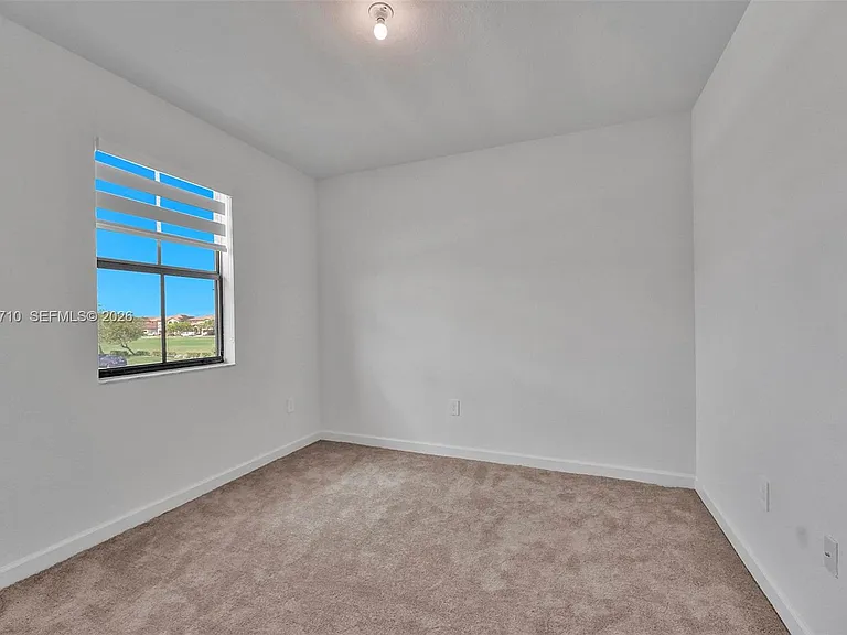 11904 SW 240th St — Photo 16