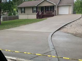 122 Allegheny Rd, Knoxville, TN 37914