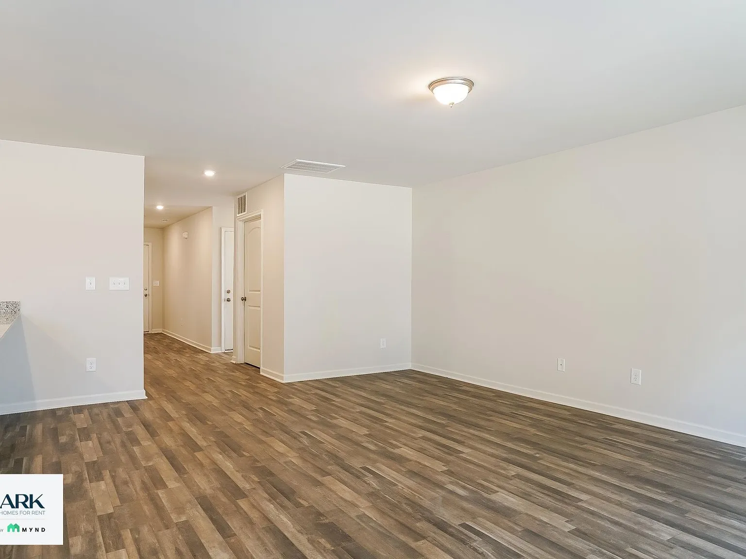 4 bed, 2.0 bath, 1776 sqft, $1,799 — Photo 4