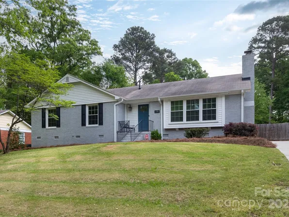 6701 Highbrook Dr, Charlotte, NC 28212