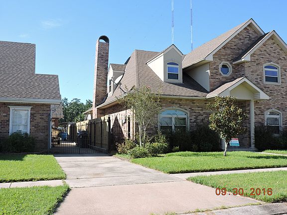 2nd image of 3812 Karen Dr