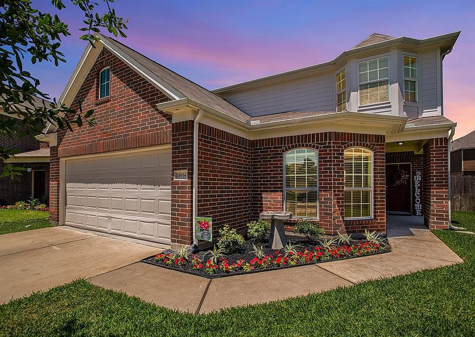 Welcome to 14934 Liberty Stone Lane.