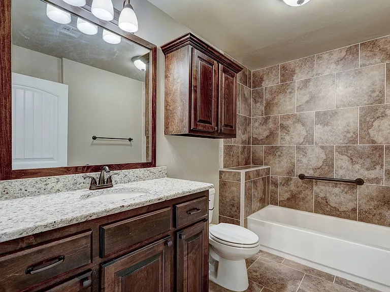 8821 SW 55th St — Photo 26