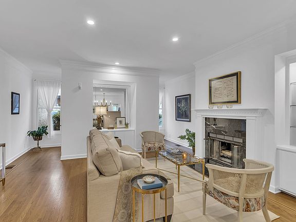 5th image of 108 Forest Place Cir