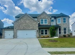 405 Rodeo Dr, Auburn, GA 30011