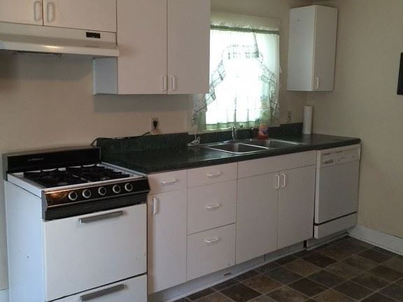5th image of 404 Pearl St #A