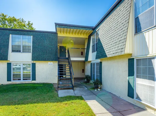900 Mountain Creek Rd #V450, Chattanooga, TN 37405