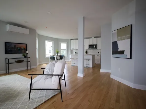 12 Magnolia St Unit 1, Malden, MA 02148