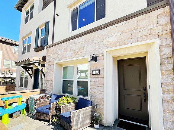 2nd image of 1173 Taj Ln