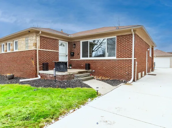 22191 Westhampton St, Oak Park, MI 48237