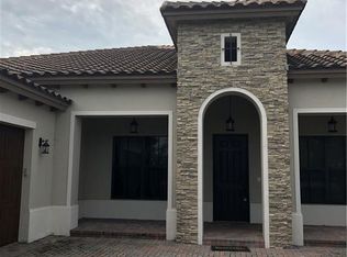 5371 Ferrari Ave, Immokalee, FL 34142