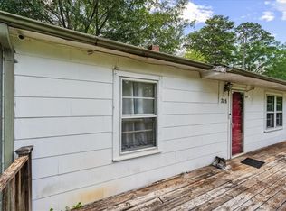 208 Holleman St, Seneca, SC 29678