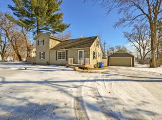 4775 Forest Ave, Waterford, MI 48328